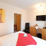Burgdorfs & Restaurant 3* Hude (Oldenburg)