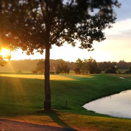 Отель Burgdorfs & Restaurant