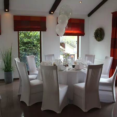 Burgdorfs & Restaurant Hude (Oldenburg)