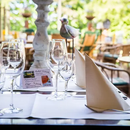 Hotel Burgdorfs & Restaurant Hude (Oldenburg)