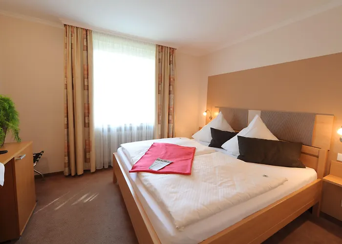 Burgdorfs & Restaurant 3* Hude (Oldenburg)